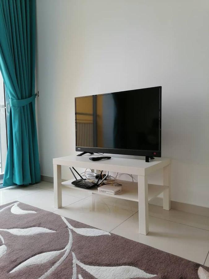 Mesahill Nilai 2 Room Condo - Fast Wifi, Amazing Pool & Tv Esterno foto