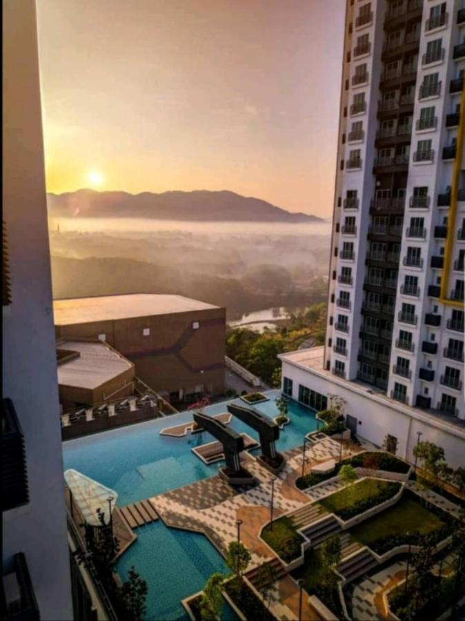 Mesahill Nilai 2 Room Condo - Fast Wifi, Amazing Pool & Tv Esterno foto